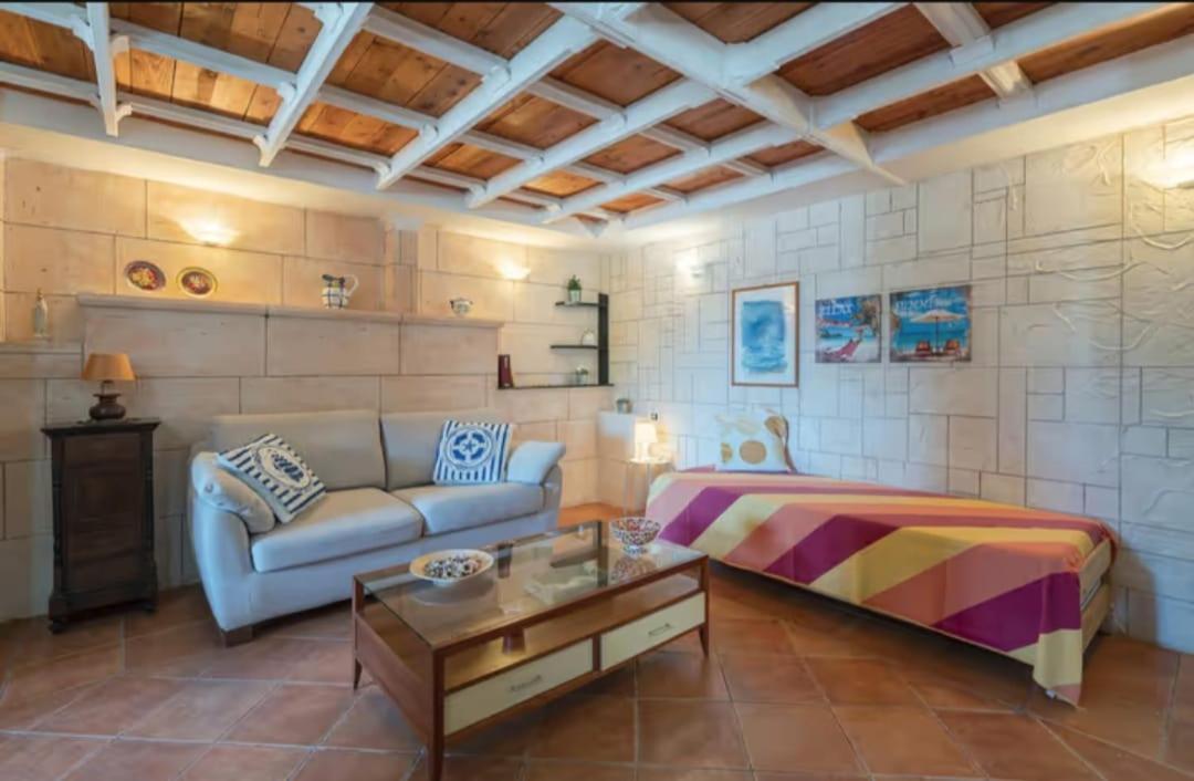 Villa Con Piscina Al Mare Ognina Exteriér fotografie